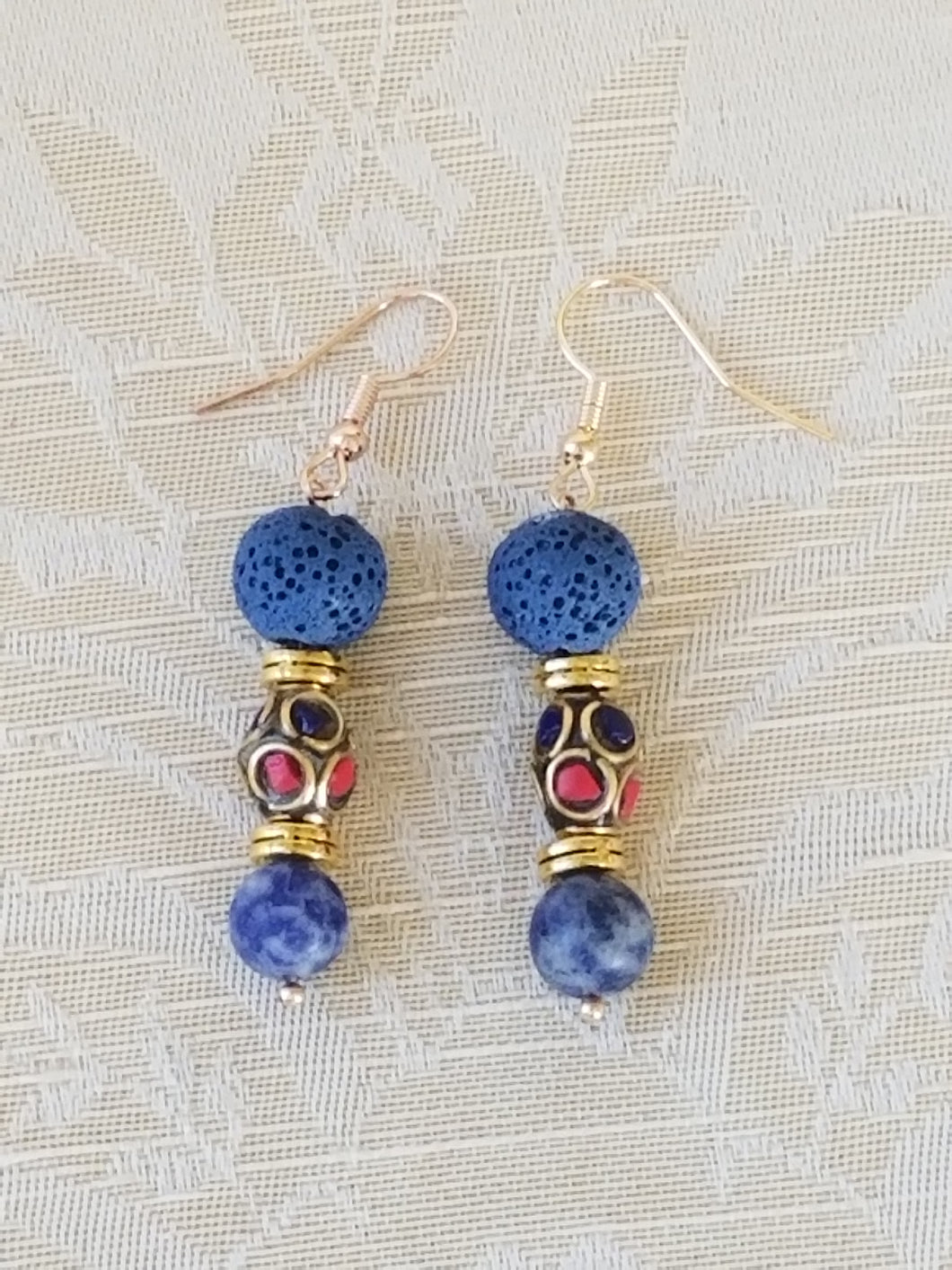 Boucles d'oreilles faites à la main